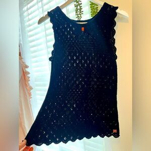 Maje Knit Black vest with bow and orange accents, Perfect for HALLOWEEN! 👻🎃